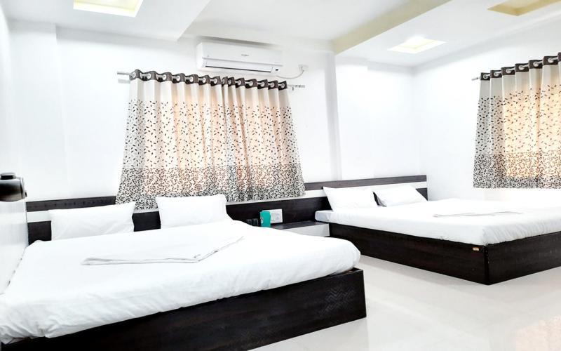 Hotel United House Ширди Екстериор снимка