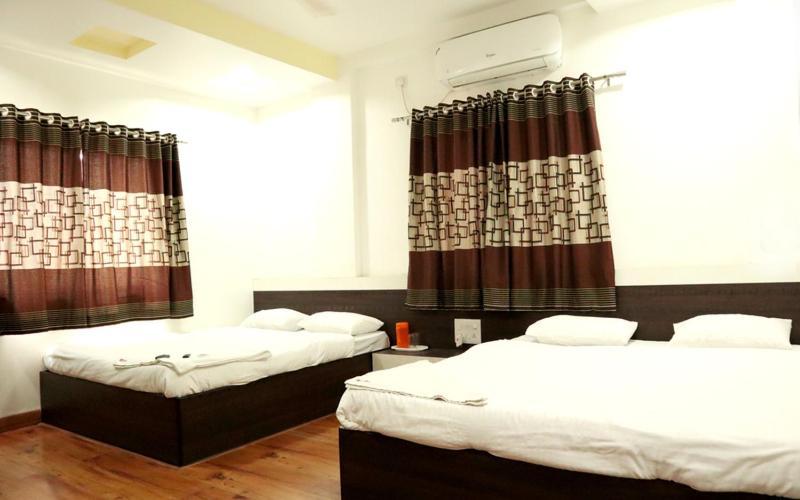 Hotel United House Ширди Екстериор снимка